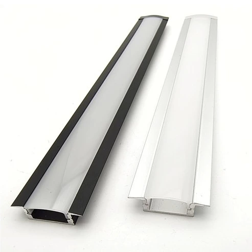 در سه رنگ مشکی سفید نقره ای